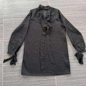 Zara Black dress with ties on the sleeves and neck size medium